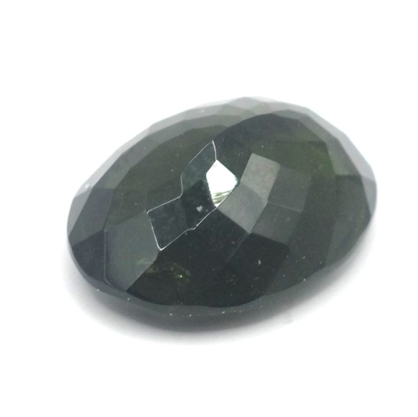 Vltavín broušený - oval briliant - 9,125 ct