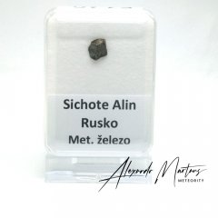 Iron meteorite - Sichote Alin - 0.65 grams
