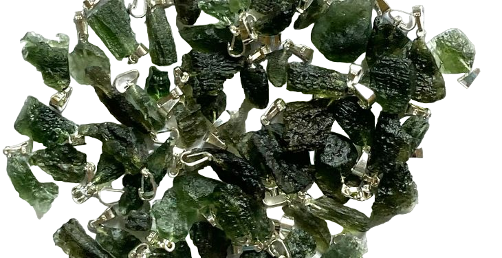 Přívěšky s vltavíny!