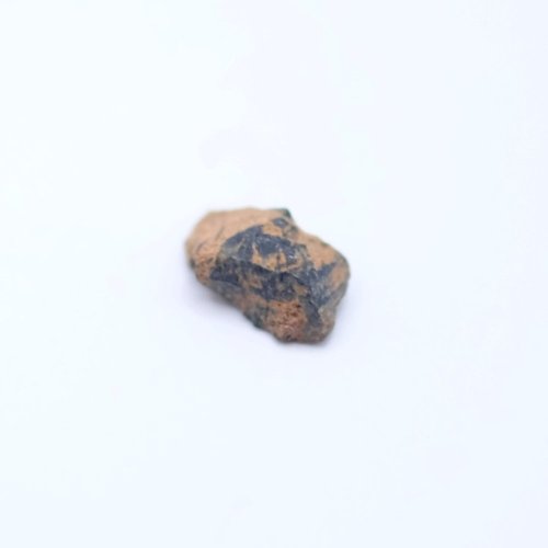 Kamenný meteorit - NWA 14056 - 0,057 gramů