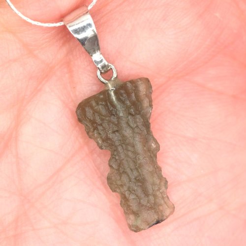 Stříbrný přívěšek s vltavínem 1,27 g - šperk s duší vesmíru