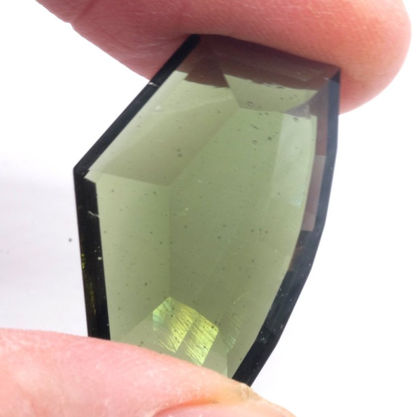 Moldavite cut - fantasy cut - 20.12 ct