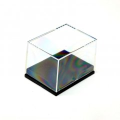 Plastic box with black bottom 32 x 41 x 28 mm