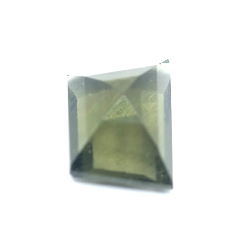 Vltavín broušený - fantazijní - 2,98 ct