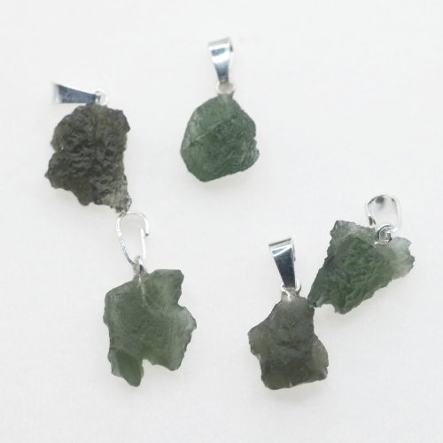 Moldavites - silver pendants - 5 pieces - 7.09 grams