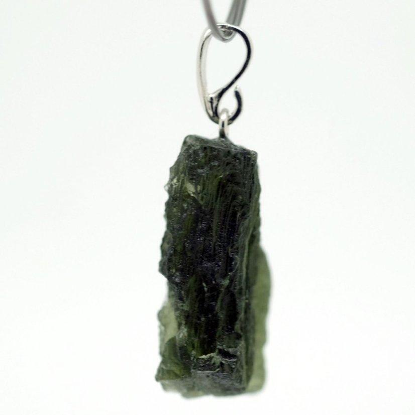 Vltavín přívěšek rhodiované stříbro 6,10 gramů