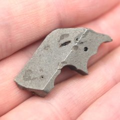 Iron meteorite - Dronino - 8.39 grams