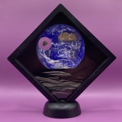 Gift Packaging for Lunar Meteorite Bechar 006 – A Unique Piece of the Moon