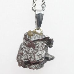 Iron meteorite - pendant - 8.05 grams