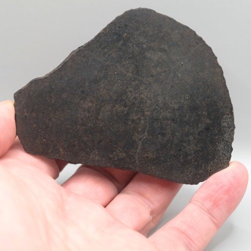 Meteorit NWA XXX (neklasifikovaný) – nařezaný plátek - 27,73 gramů