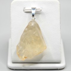 Libyan Desert Glass Pendant – 5.31 g of Cosmic History Within Reach