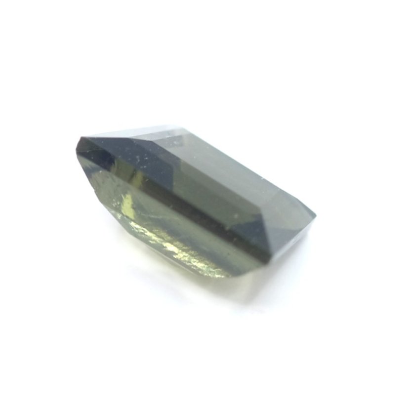 Vltavín broušený - fantazijní - 2,98 ct