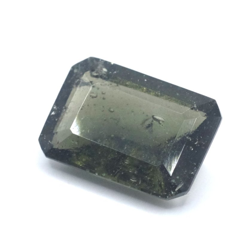 Vltavín broušený - oktagon - 3,646 ct