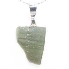 Stříbrný přívěšek s vltavínem 1,81 g - šperk s duší vesmíru