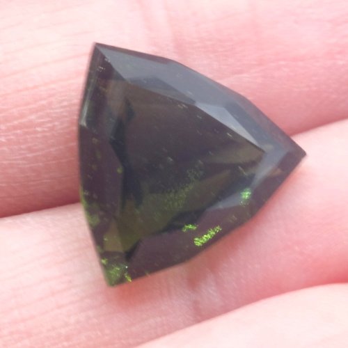 Moldavite cut - fantasy cut - 9.78 ct
