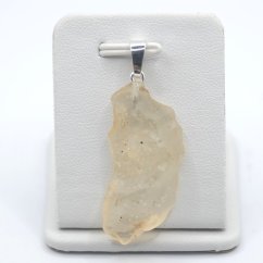 Libyan Desert Glass Pendant – 3.92 g of Cosmic History Within Reach
