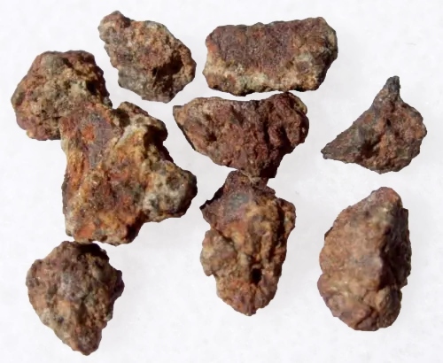 Meteorit Holbrook je legendární chondrit typu L6, který byl nalezen v roce 1912 poblíž města Holbrook v Arizoně, USA. - Jazyk popisku - Francouzsky